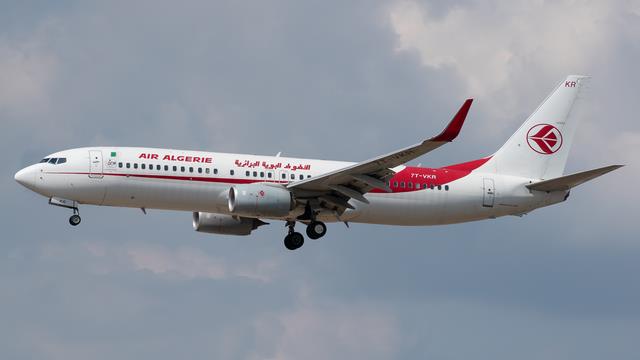 7T-VKR:Boeing 737-800:Air Algerie